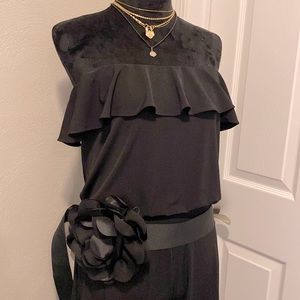 White House Black Market Jumpsuit Size M.  Like New.   With flower tie belt.